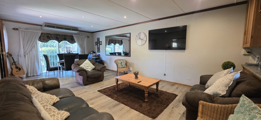 3 Bedroom Property for Sale in Naudeville Free State